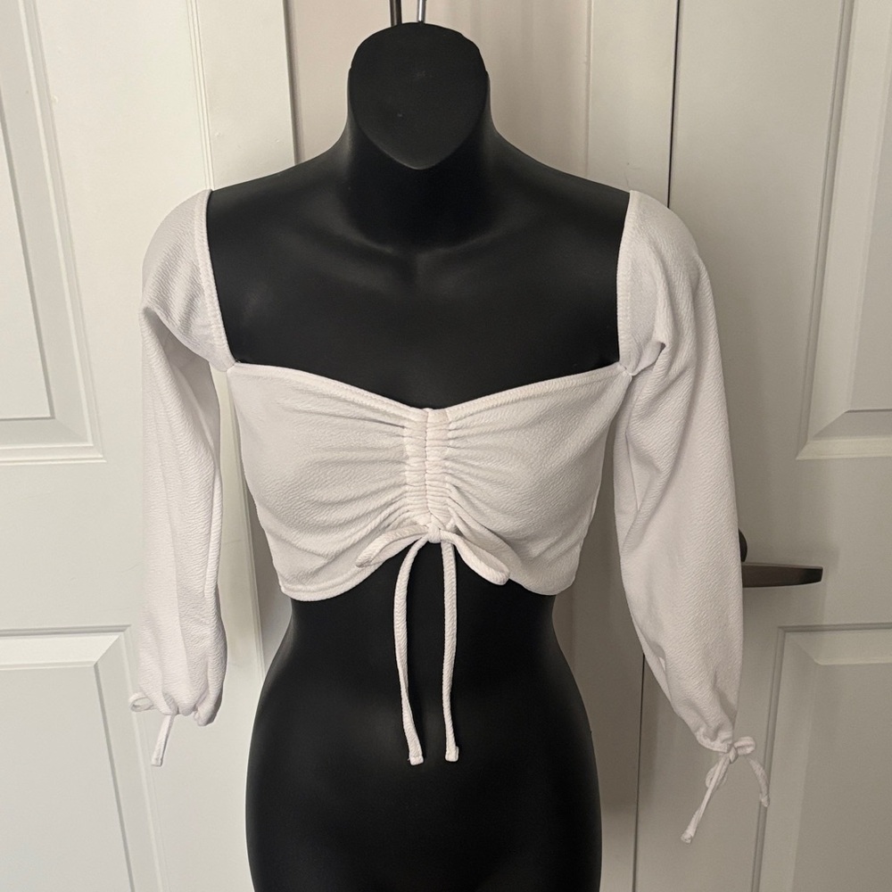 $8 ADD ON - PrettyLittleThing White Ruched Long Sleeve Crop Top